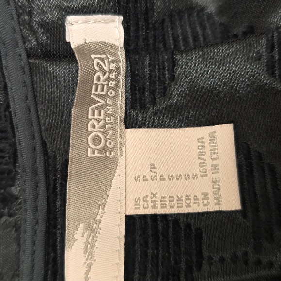 Forever 21 Rose Pattern Dress - Picture 8 of 9